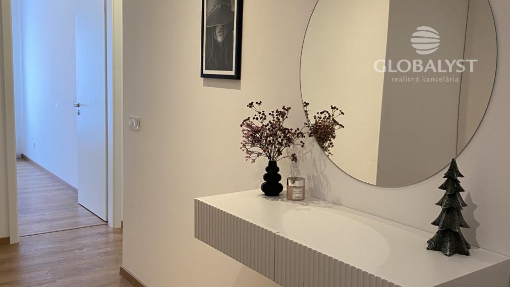 Ponúkame na prenájom elegantný 3-izbový byt v novostavbe – Košice, Inovecká ulica