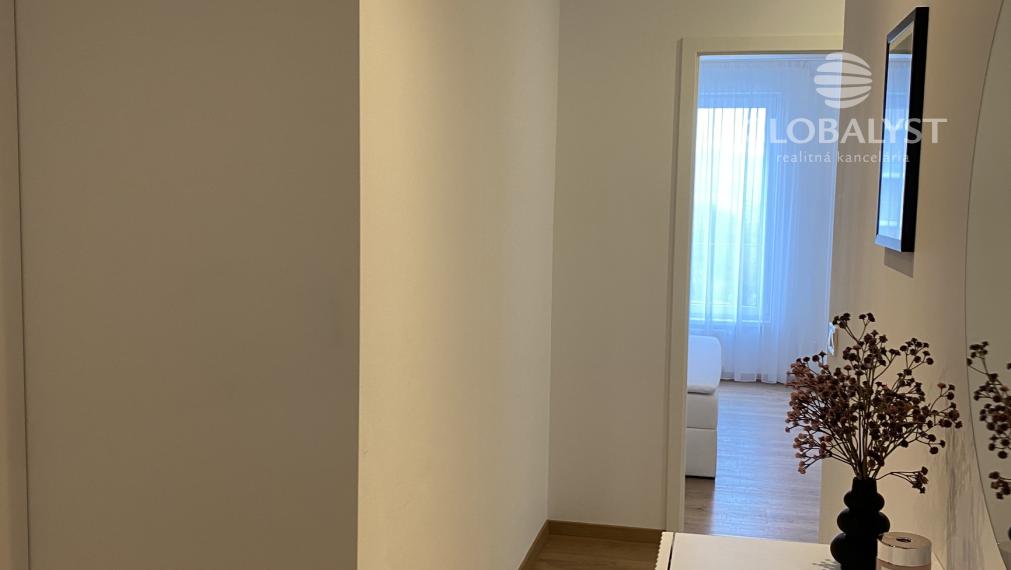 Ponúkame na prenájom elegantný 3-izbový byt v novostavbe – Košice, Inovecká ulica