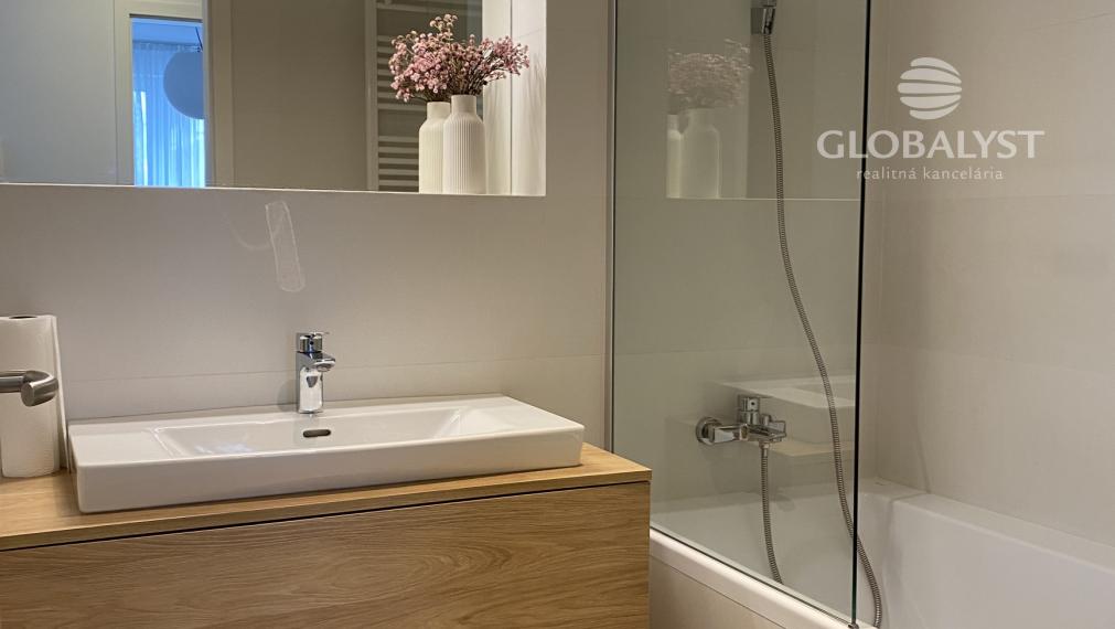 Ponúkame na prenájom elegantný 3-izbový byt v novostavbe – Košice, Inovecká ulica