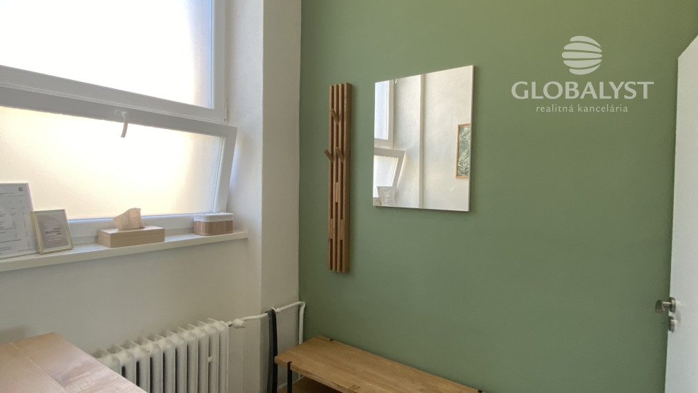 Rekonštruované obchodné priestory - 62 m2 - na Terase