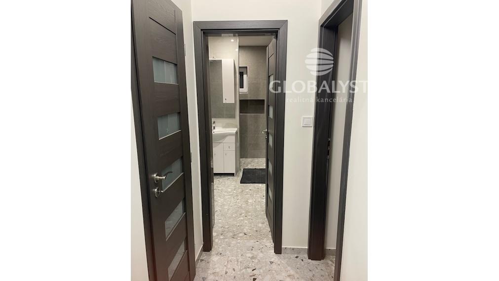 Veľkorysý 3 izbový byt pre zamestnancov