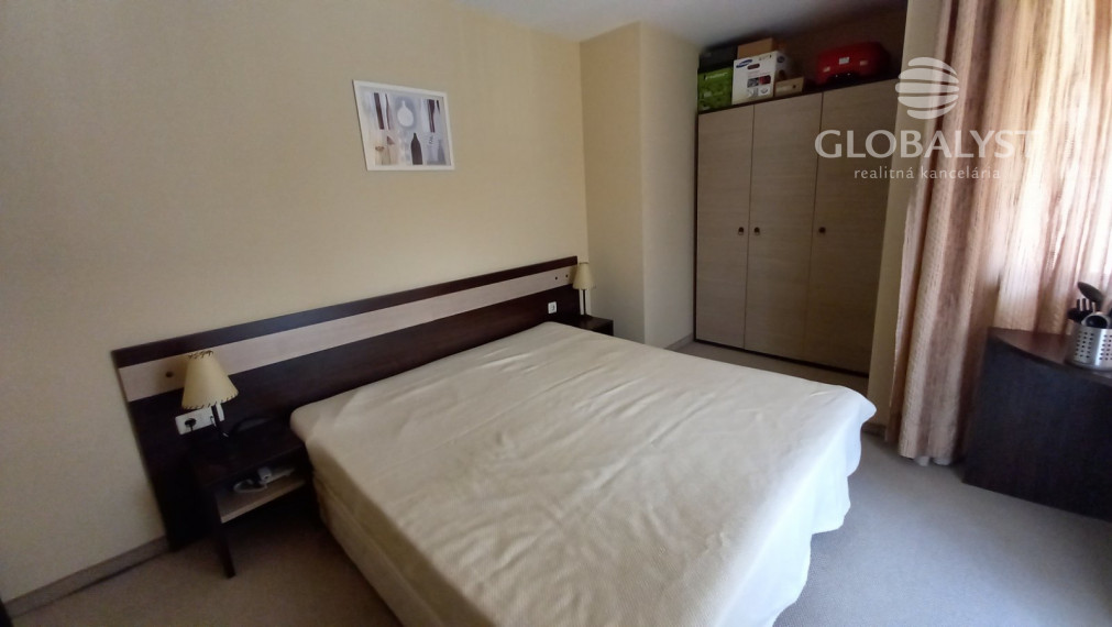 Exkluzívny panoramatický 2 izbový byt s výmerou 75 m2 - v Bansku ( Bulharsko )