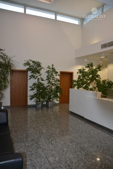 Atraktívna kancelária 86 v centre mesta s audio/video systémom a pekným výhľadom