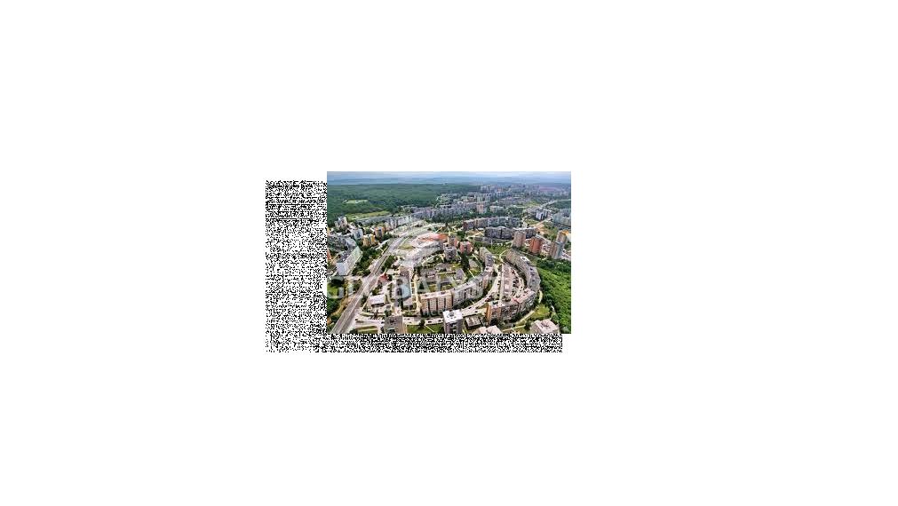 Rekonštruované priestory : 250 m2 na obchod a služby, v OC na Furči