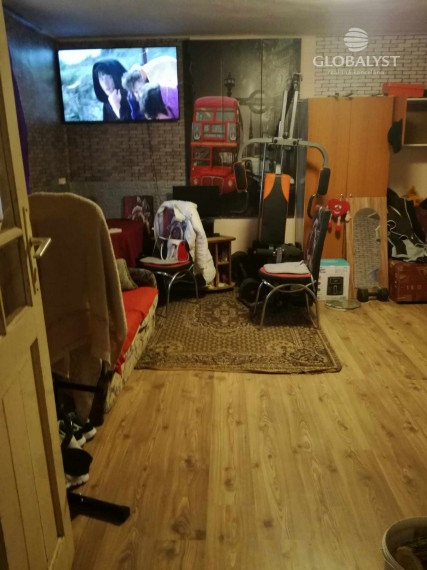 Ponúkame na predaj sedliacky dom - v obci Pácin