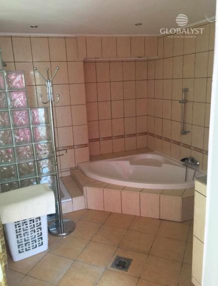 Výrazná zľava !!! Atraktívny rodinný dom s 5 bytovými jednotkami v Sátoralujhély