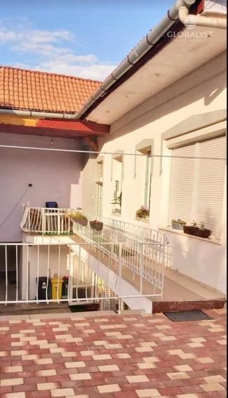 Výrazná zľava !!! Atraktívny rodinný dom s 5 bytovými jednotkami v Sátoralujhély