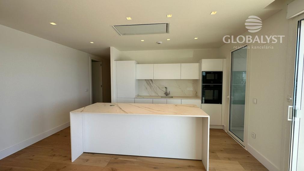 Exkluzívny apartmán - 193 m2 - Delfin Tower - Benidorm - Španielsko