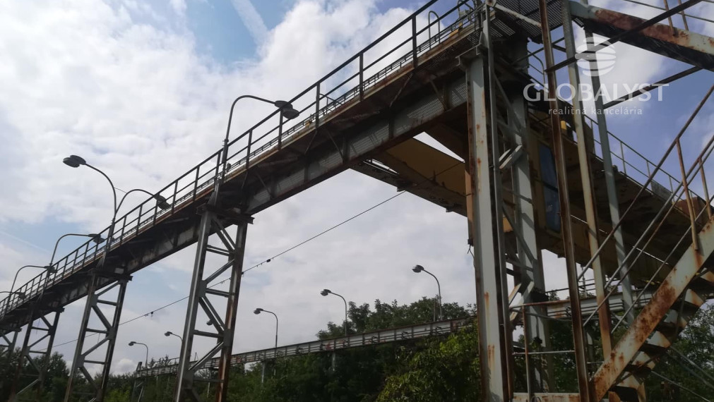 Ponúkame na predaj výrobný a skladový areál v Trebišove