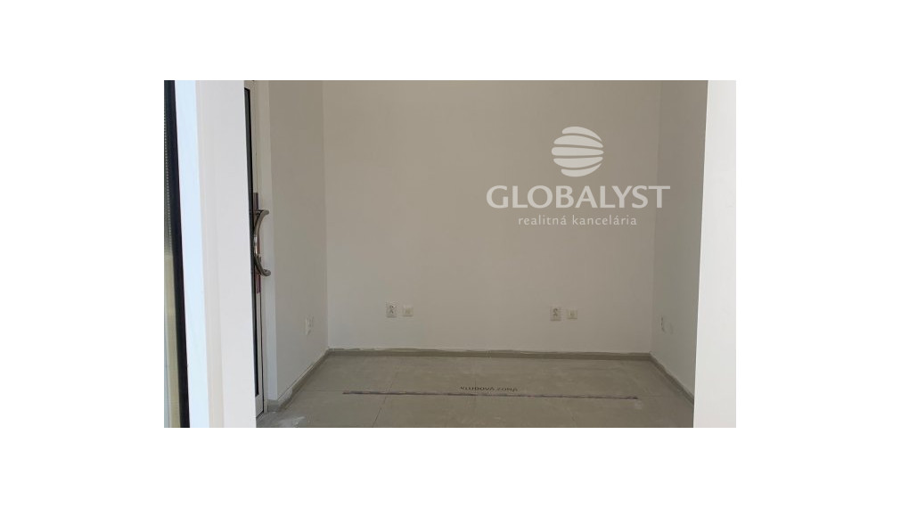 Atraktívne obchodné priestory - 72 m2 - pri Auparku