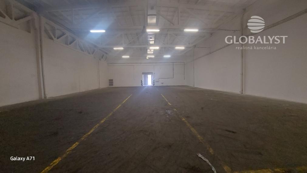 Skladovacie priestory  632 m2 v podnikateľskom areáli
