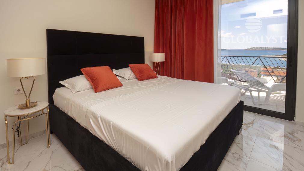 Apartmán - 2 izby - v luxusnej vile Mediterana na polostrove Solaris