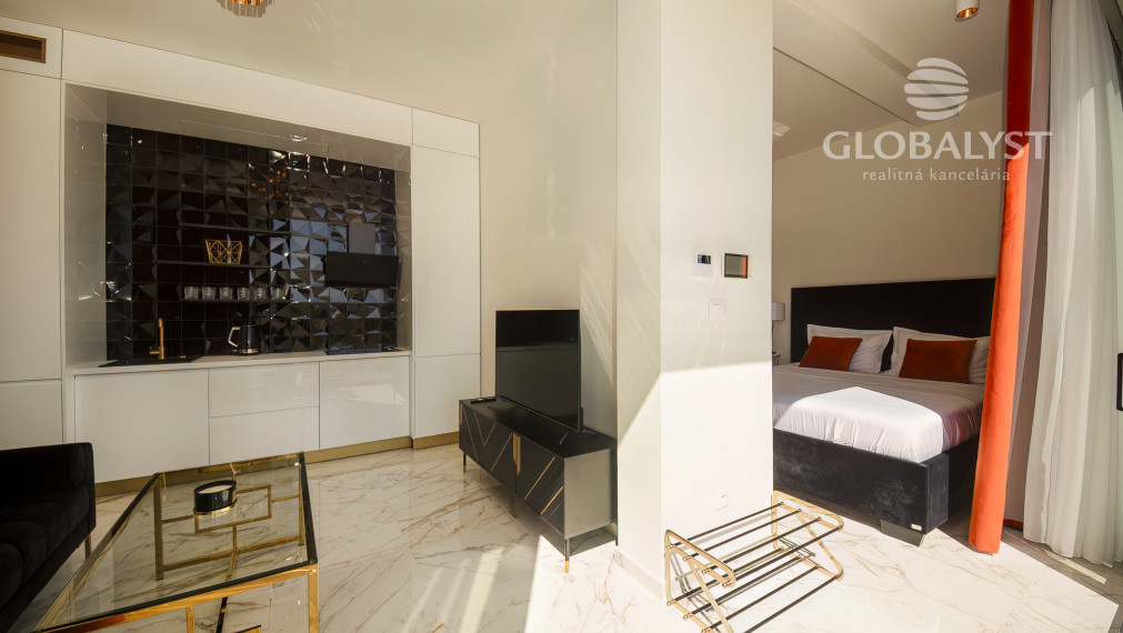 Štúdio - apartmán - v luxusnej vile Mediterana na polostrove Solaris