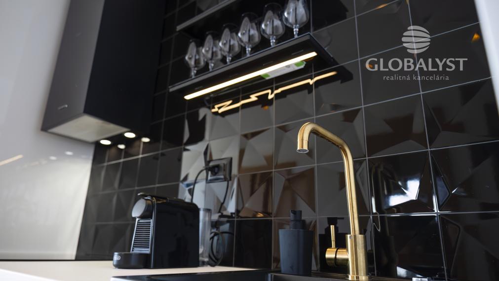 Štúdio - apartmán - v luxusnej vile Mediterana na polostrove Solaris