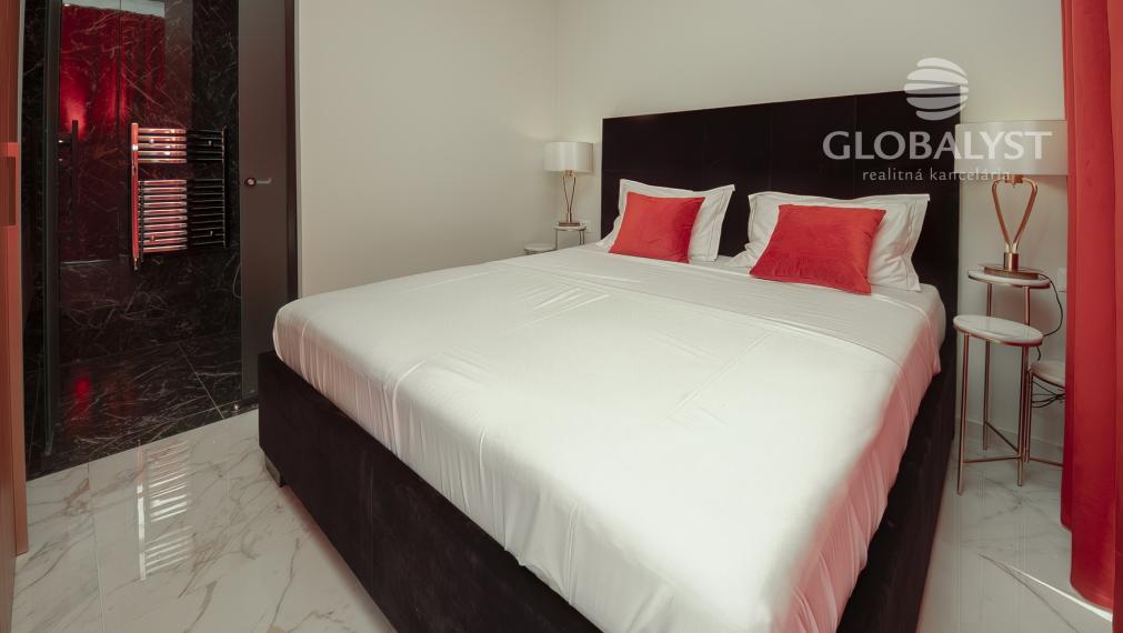 Štúdio - apartmán - v luxusnej vile Mediterana na polostrove Solaris