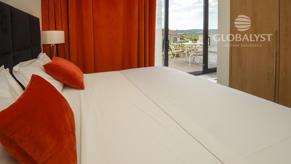 Štúdio - apartmán - v luxusnej vile Mediterana na polostrove Solaris