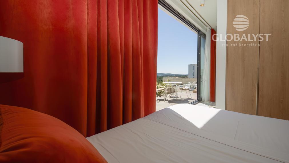 Štúdio - apartmán - v luxusnej vile Mediterana na polostrove Solaris