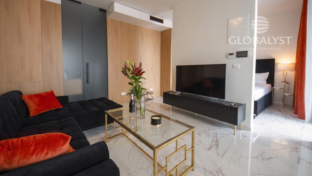 Štúdio - apartmán - v luxusnej vile Mediterana na polostrove Solaris