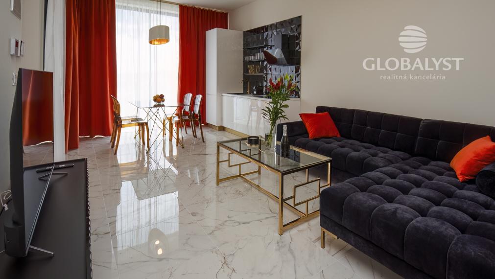 Štúdio - apartmán - v luxusnej vile Mediterana na polostrove Solaris