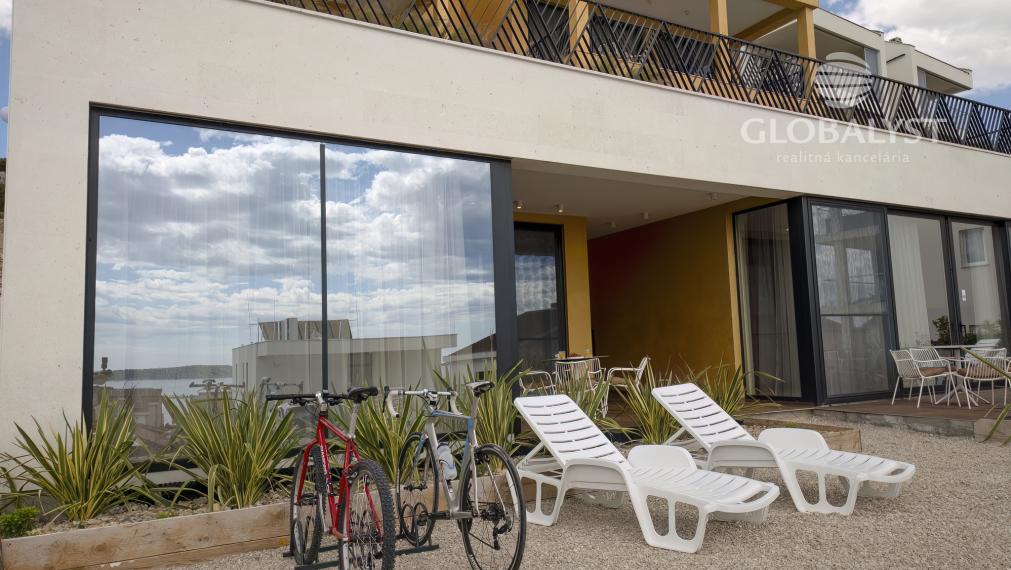 Štúdio - apartmán - v luxusnej vile Mediterana na polostrove Solaris