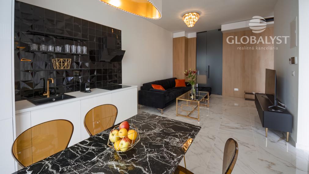 Štúdio - apartmán - v luxusnej vile Mediterana na polostrove Solaris