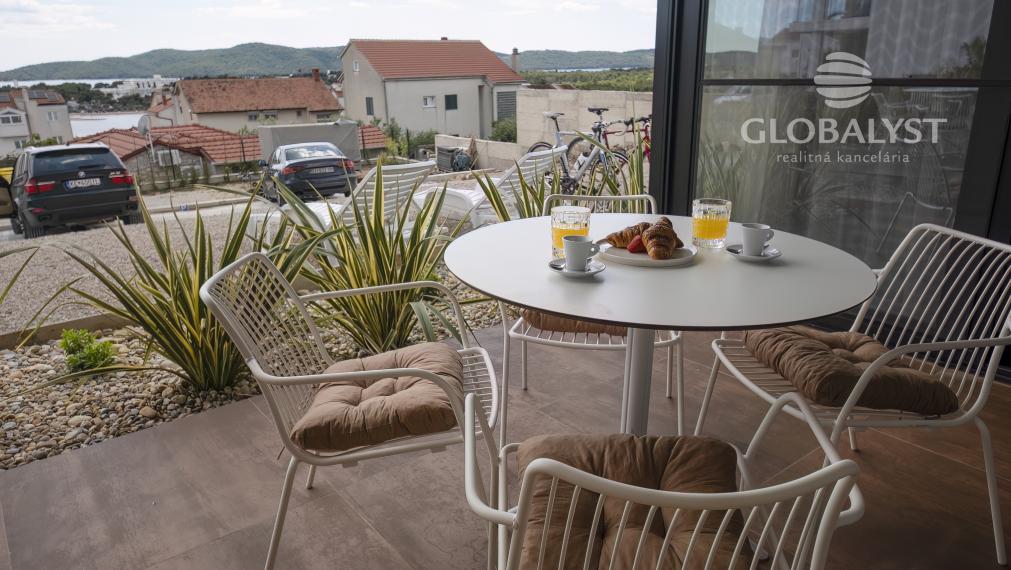 Štúdio - apartmán - v luxusnej vile Mediterana na polostrove Solaris