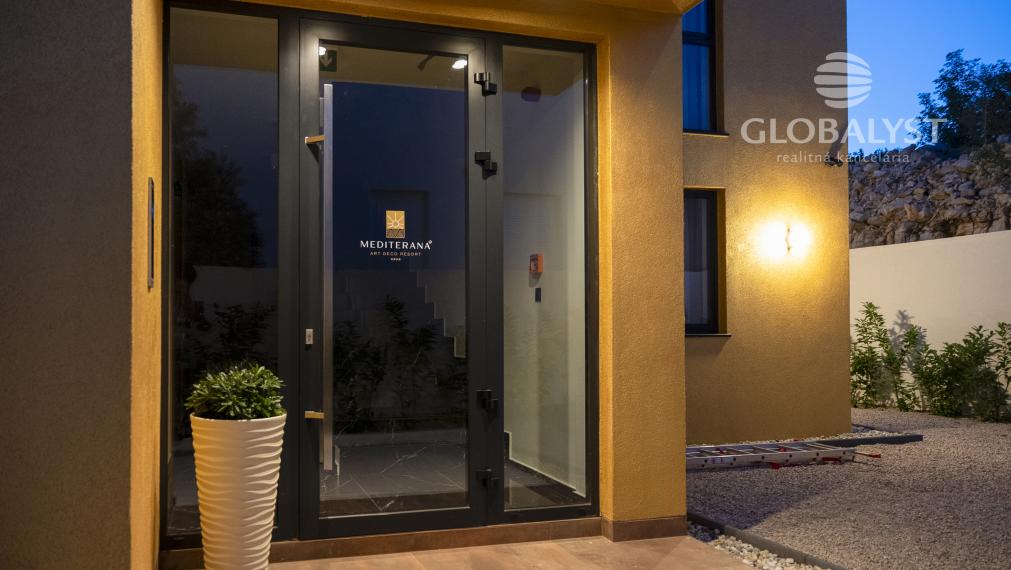 Štúdio - apartmán - v luxusnej vile Mediterana na polostrove Solaris