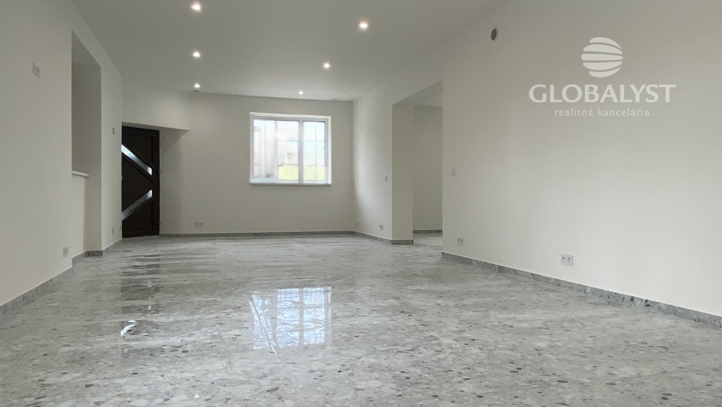 Nové obchodné priestory - 200 m2, na Rampovej
