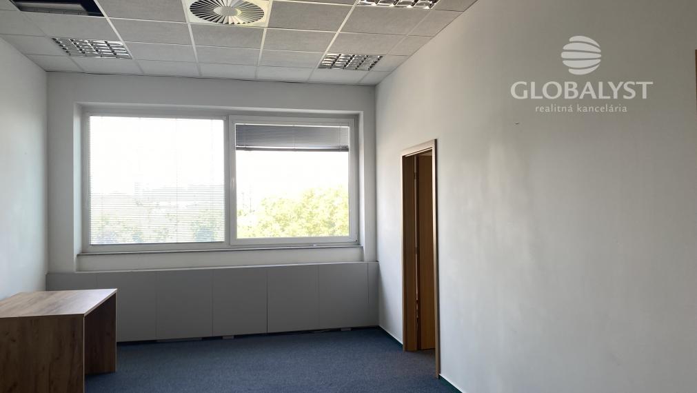 Atraktívne kancelárske priestory - 61 m2 pri Auparku