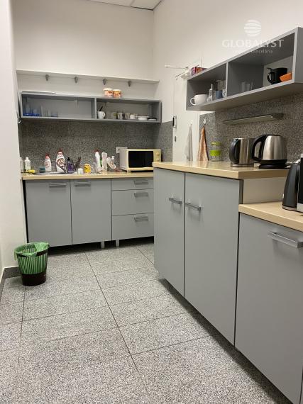 Kompaktná kancelária - 18 m2 v centre mesta - pri Auparku