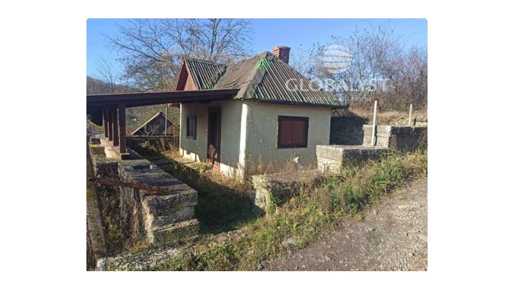 Znížená cena !!! Vínna chata v blízkosti K.Chlmca