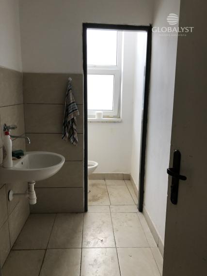 Obchodné priestory - 735 m2 - v nákupnom centre na Jazere