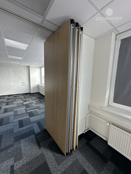 Moderné kancelárske priestory - 660 m2 - na Juhu