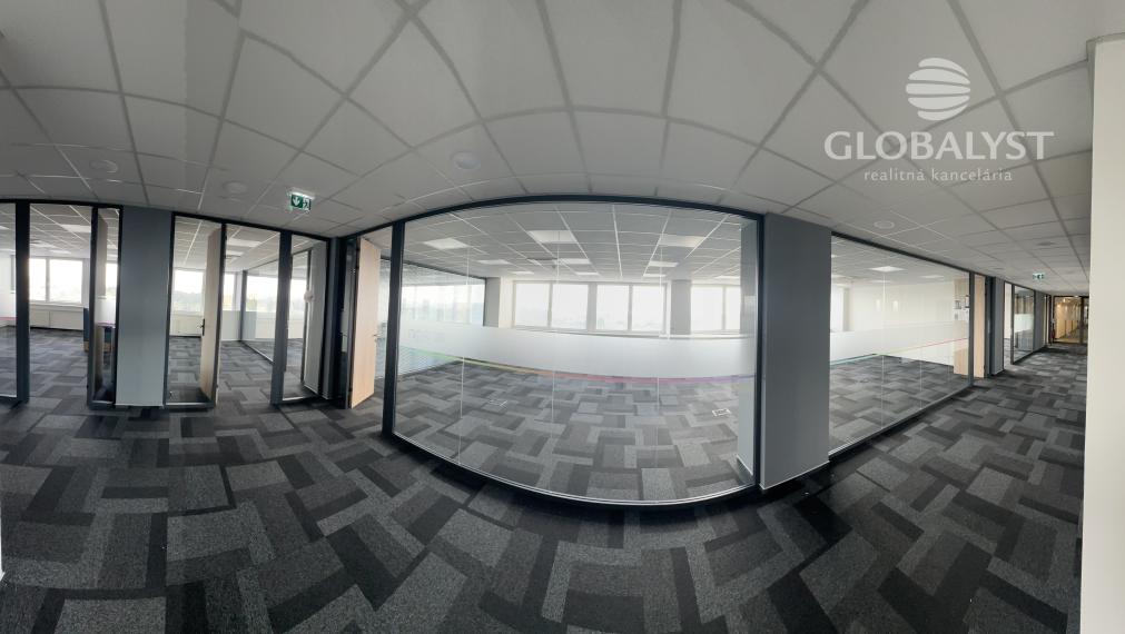 Moderné kancelárske priestory - 660 m2 - na Juhu