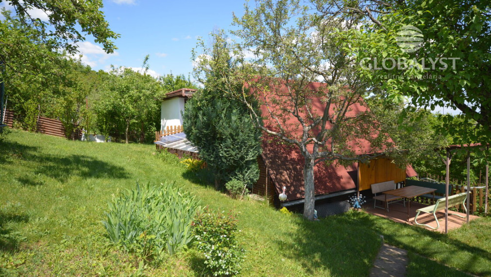 Výrazná zľava - Rekreačná chata na Baňa Bankov – príroda a výhľad pár minút od mesta