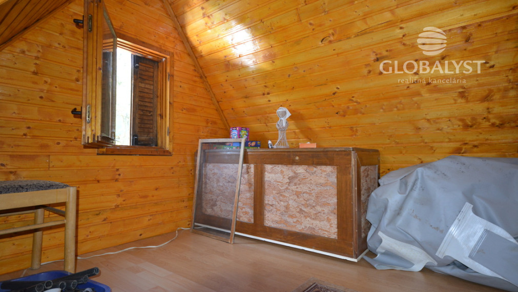 Výrazná zľava - Rekreačná chata na Baňa Bankov – príroda a výhľad pár minút od mesta