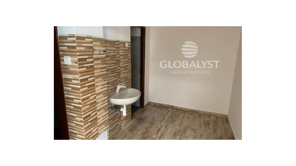 Reprezentatívne priestory - 170 m2 na sídlisku Furča