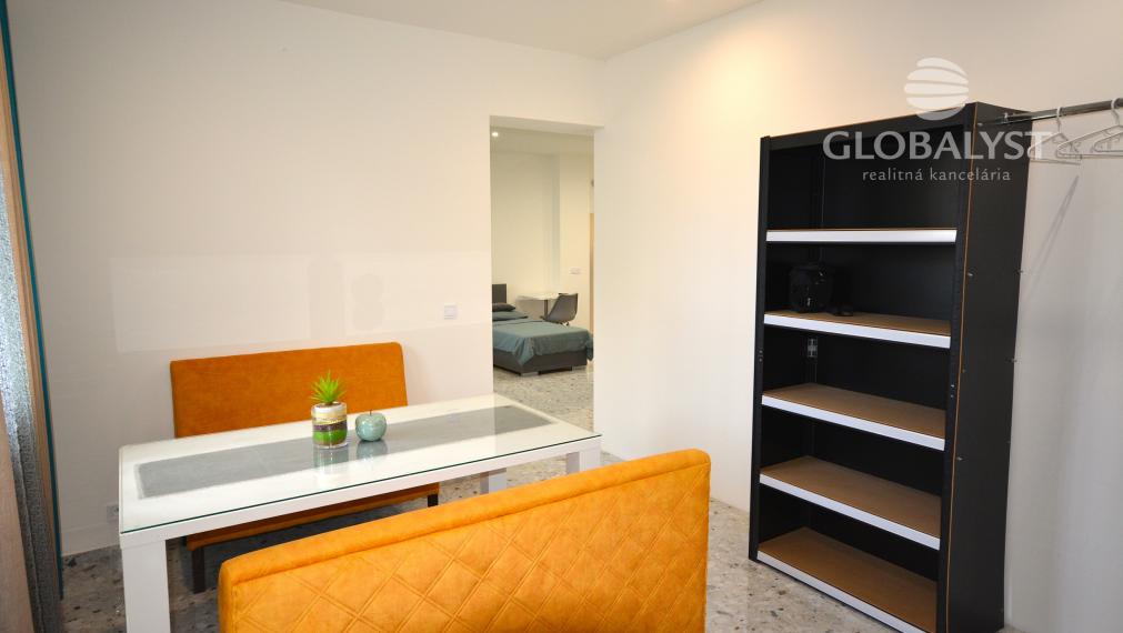 Priestranný 2-izbový byt na Rampovej