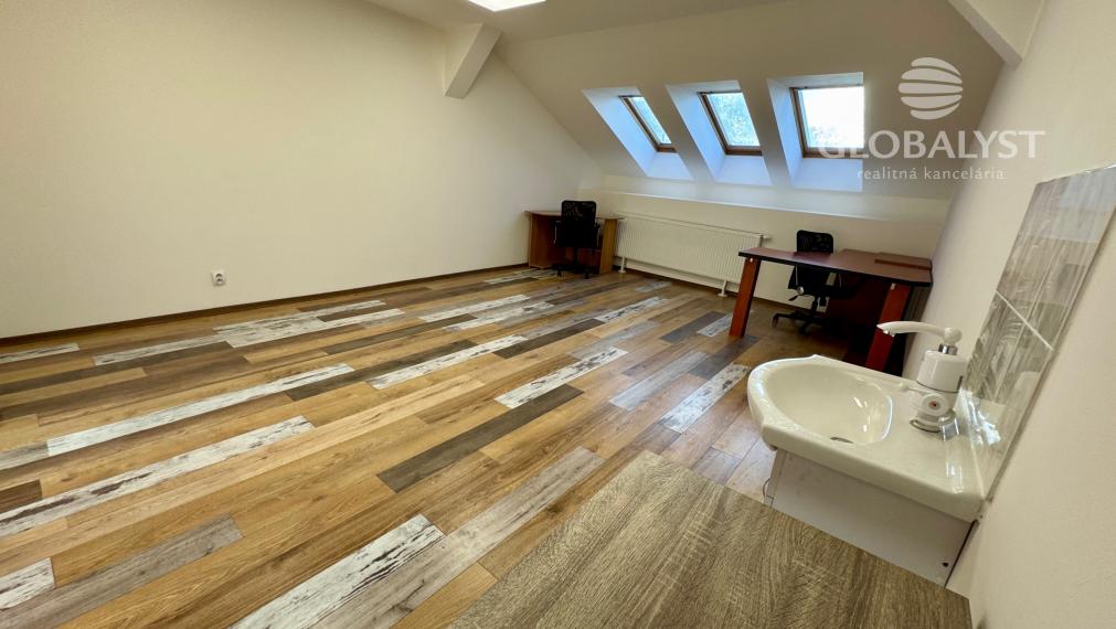 Kancelárske priestory -26 m2 - na Moyzesovej