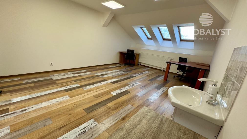 Kancelárske priestory -26 m2 - na Moyzesovej