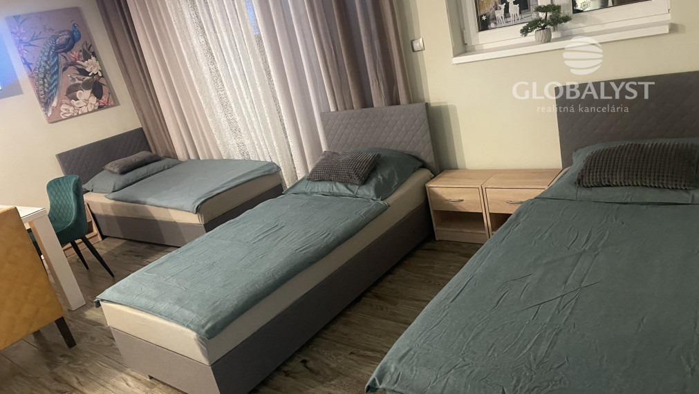 Kompaktný rodinný dom v Džungli