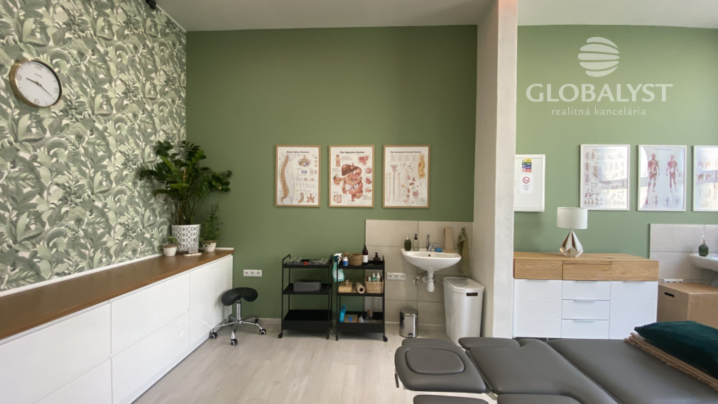 Rekonštruované obchodné priestory - 62 m2 - na Terase