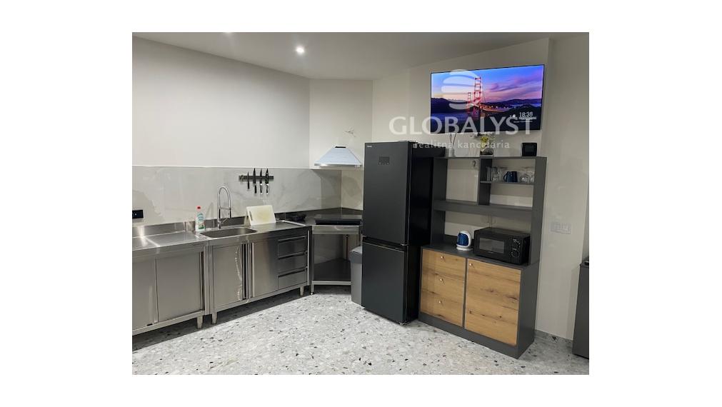 Priestranný 2-izbový byt na Rampovej