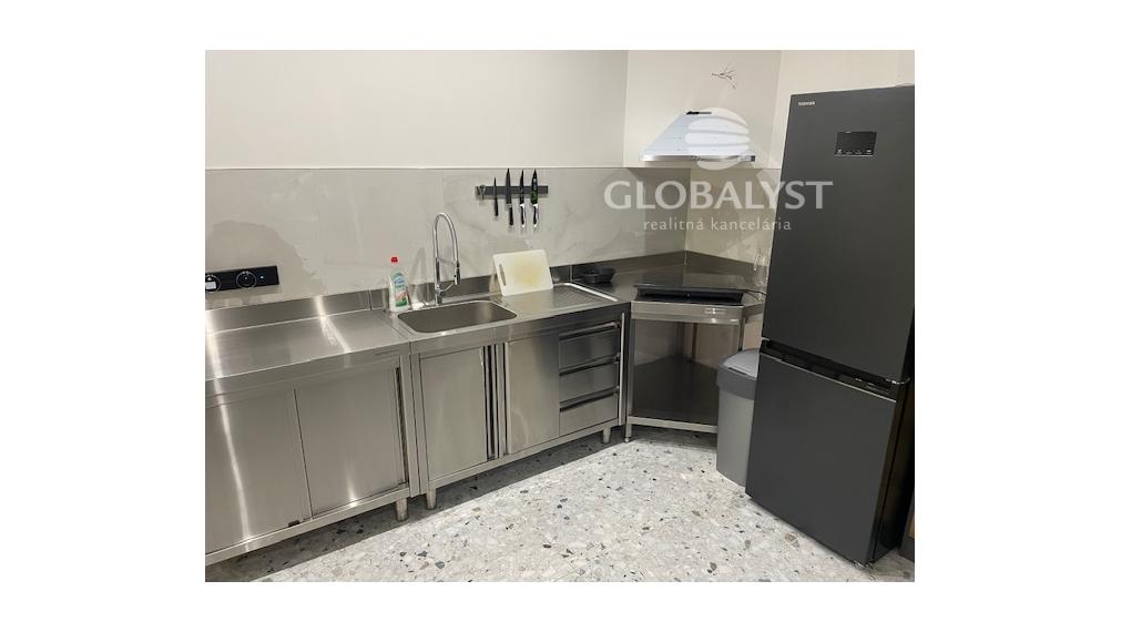 Priestranný 2-izbový byt na Rampovej