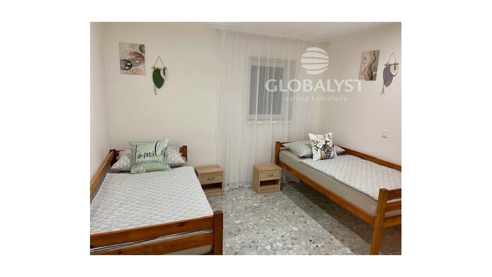 Veľkorysý 3 izbový byt pre zamestnancov