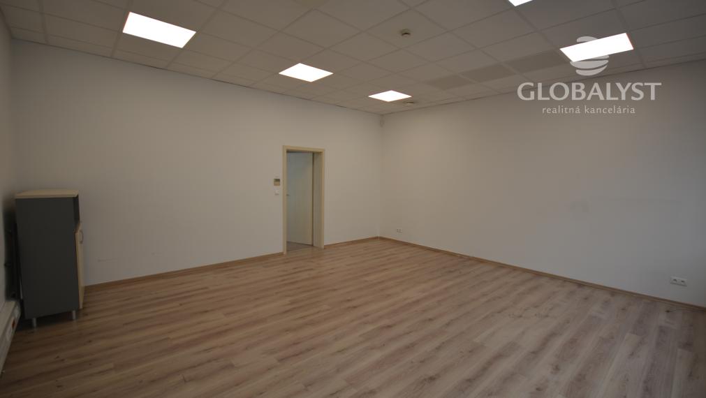 Kancelárske priestory s výmerou 50,68 m2, v centre mesta