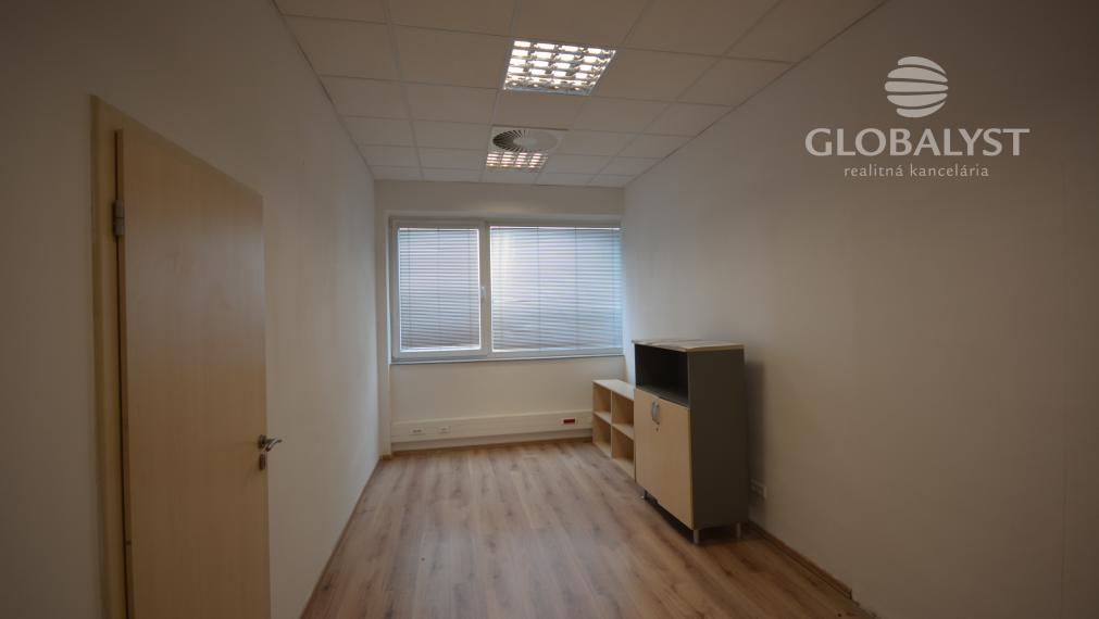Kancelárske priestory s výmerou 50,68 m2, v centre mesta