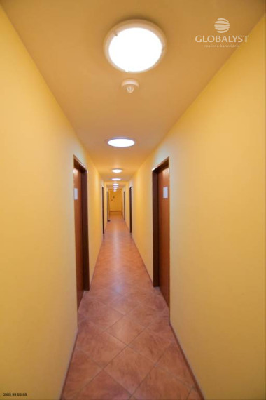 Rekonštruovaná kancelária - 17,5 m2 - v centre mesta