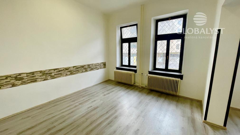 Obchodné priestory - 84 m2 - v centre - na Mäsiarskej
