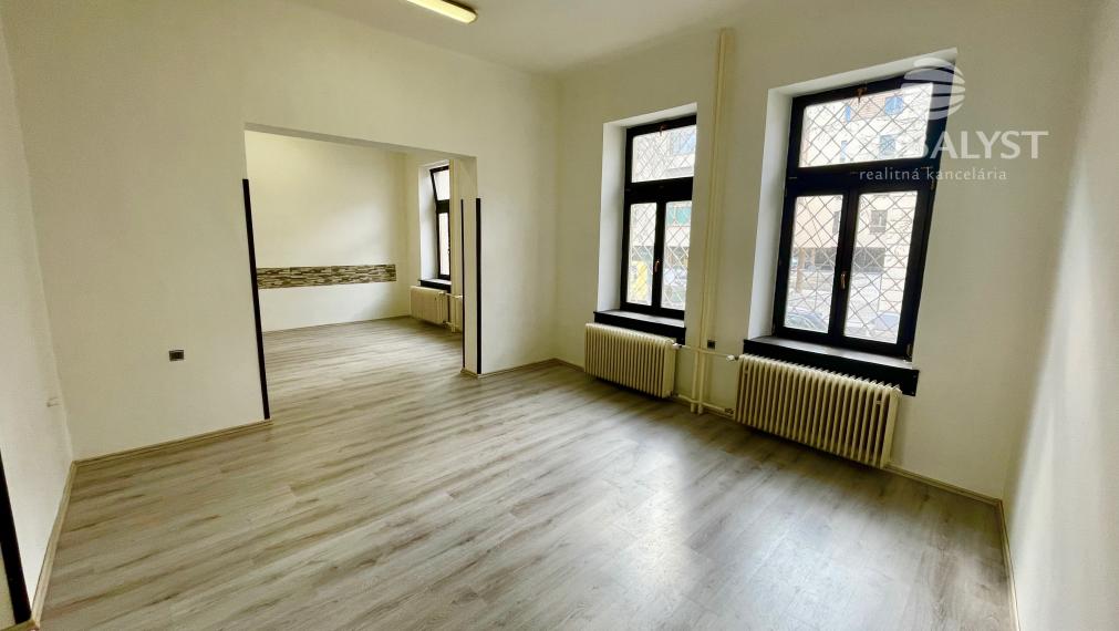 Obchodné priestory - 84 m2 - v centre - na Mäsiarskej
